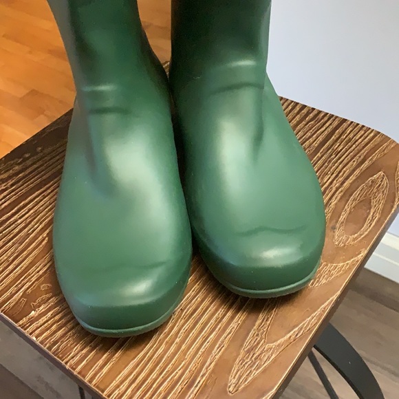 Hunter Green Women's Winter & Rain Boots - Picture 6 of 14